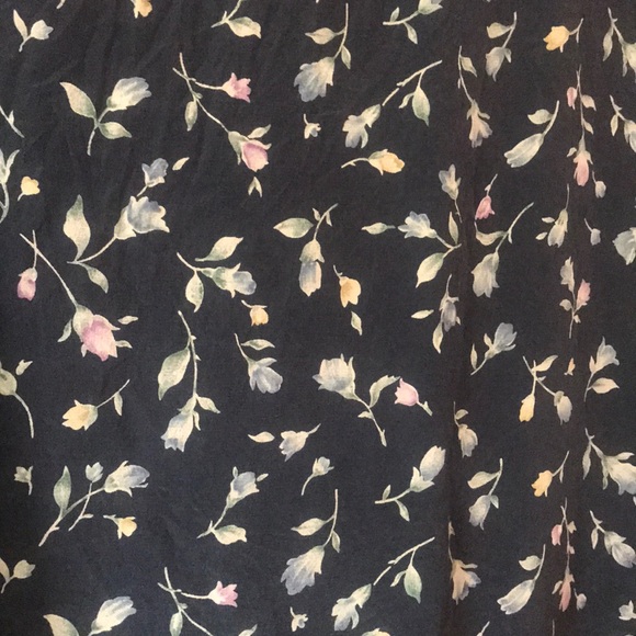 Vintage Floral Skirt - Picture 2 of 4